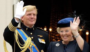 Πυρετώδεις προετοιμασίες στην Ολλανδία για την αυριανή ενθρόνιση του πρίγκιπα Βίλεμ Αλεξάντερ