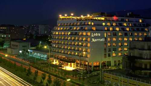 Mετά από 30 χρόνια ο διεθνής ξενοδοχειακός κολοσσός Marriott αποχωρεί από την Αθήνα